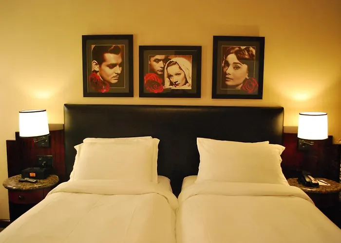 Washington Square Hotel