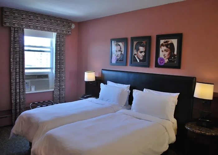 Washington Square Hotel